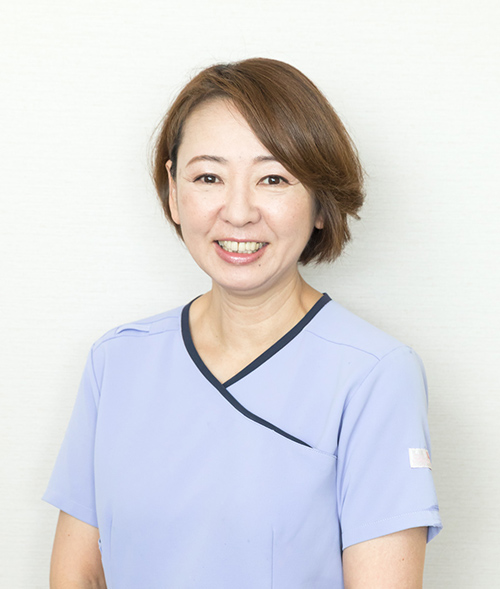 歯科助手：金子